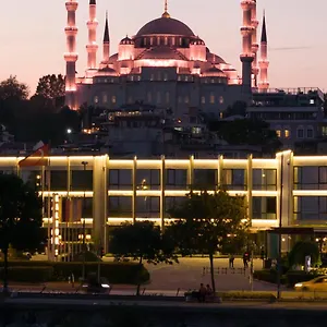 Otel Kalyon, İstanbul