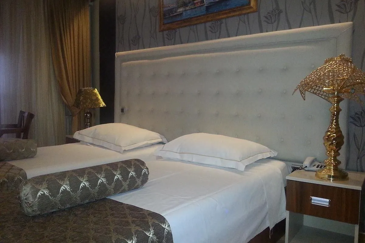 Galata Palace Hotel Istanbul 2*,
